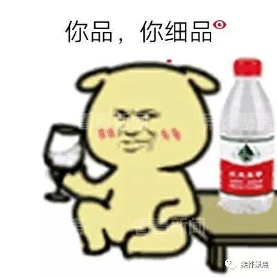 DƬ